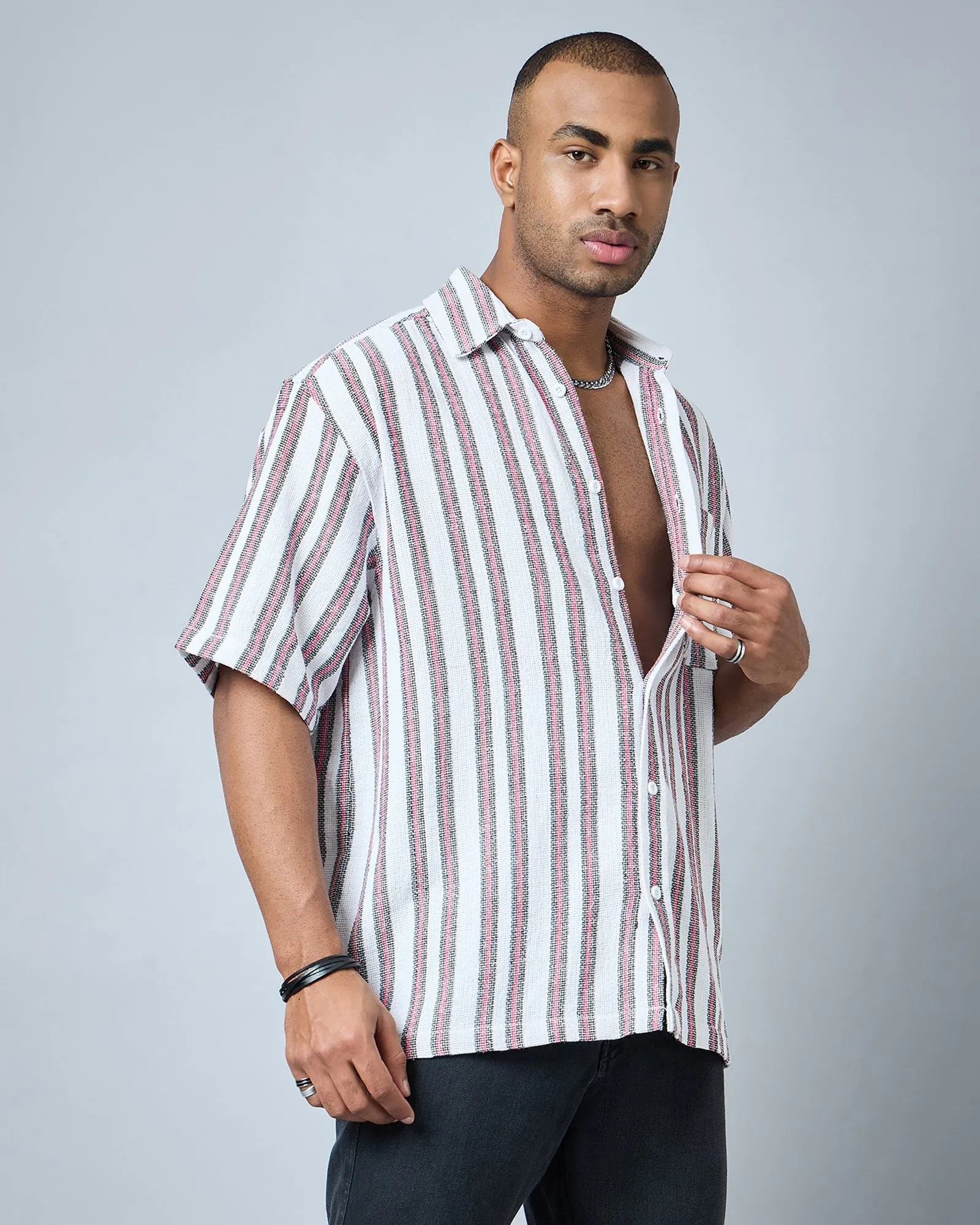 Chimpaaanzee Men White & Red Oversized Shirt
