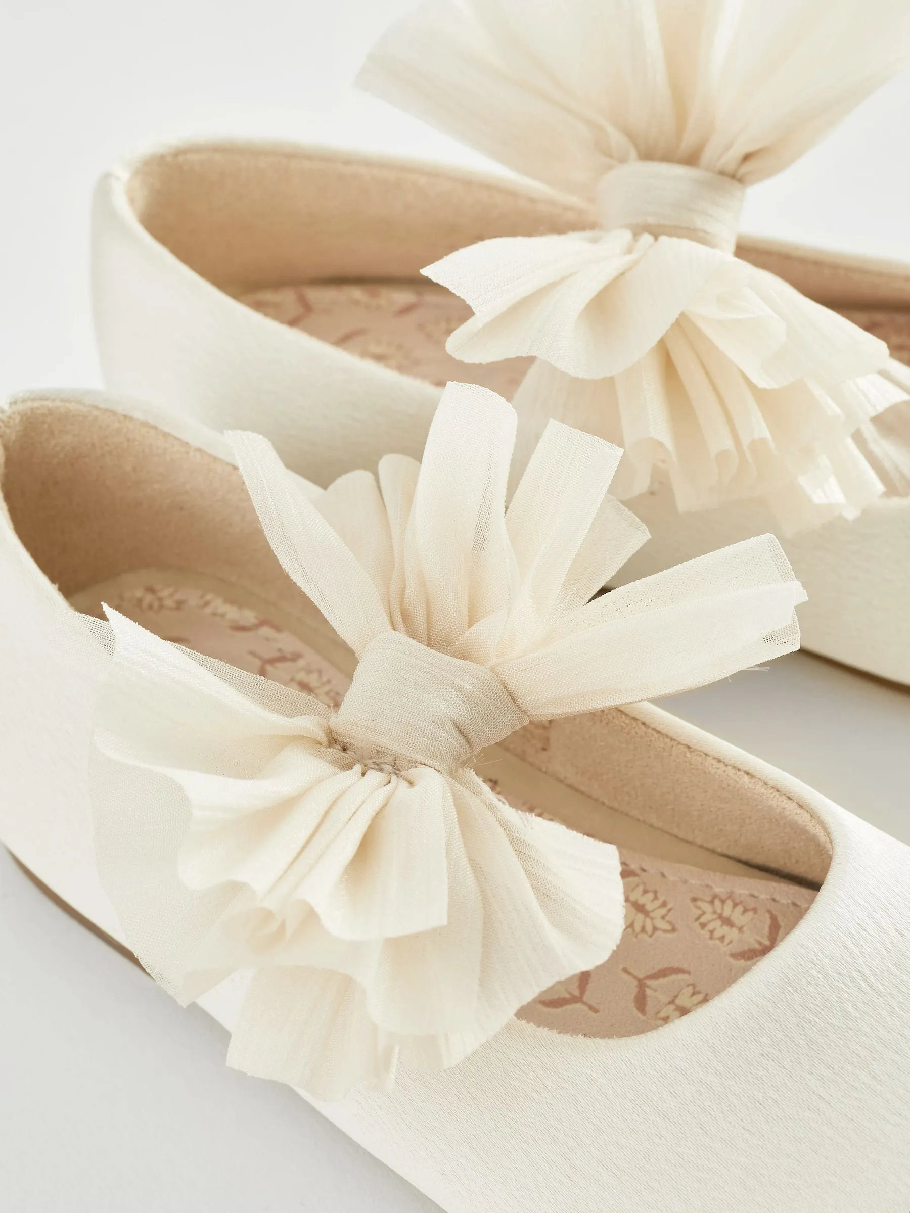 Ivory Standard Fit (F) Mary Jane Bridesmaid Bow Occasion Shoes