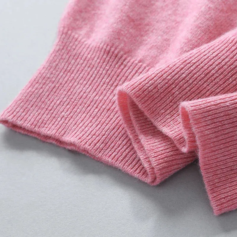 Vincent Reed - Cozy Wool Blend Knit Sweater